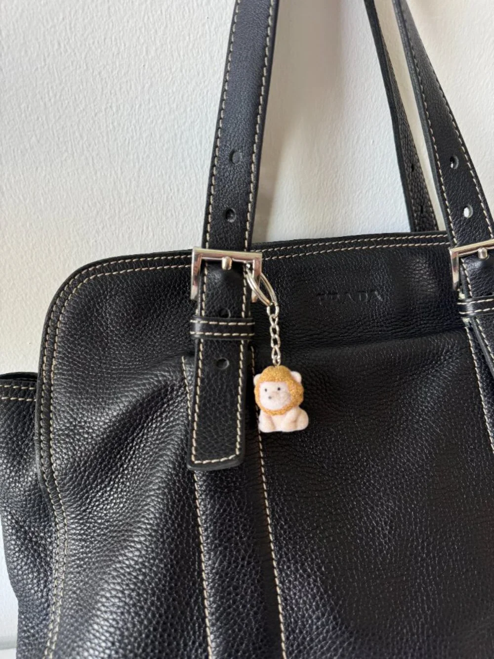 Y2K CLAIRE'S FELT LION KEYCHAIN
